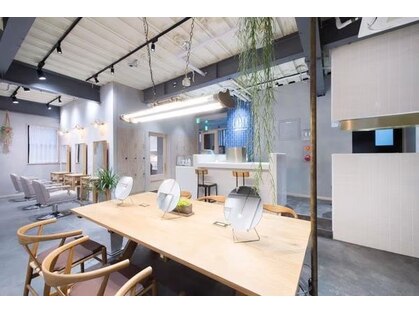 アースコアフュールボーテ 川越店(EARTH coiffure beaute)の写真