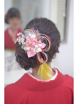 リサ 恵比寿(risa.) 編み込みの華やかアップ