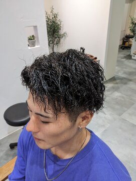 シードバイシャムロック(SEED by Shamrock) 縦落ちツイスト　SEED 横浜駅