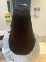 ヴィヴァーチェイルソーレ(VIVACE ilsole)&nbsp;20代30代40代髪質改善トリートメントブルーブラック透け感