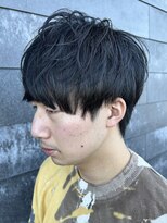 ヒュイル バイ ニアウ(Hwyl by Niau)&nbsp;メンズマッシュツーブロックスパイラルパーマニュアンスパーマ