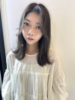 リリアン(rilliant U’s brilliant)&nbsp;【rilliant】顔周りレイヤーミディアム×アッシュグレージュ