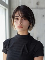 ムウ 難波(MOU)&nbsp;ショートボブルフ黒髪ネビージュ小顔ワンレン20代30代40代50代