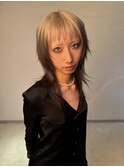 シャギー黒髪ロングウルフカットロングレイヤーカット外ハネ