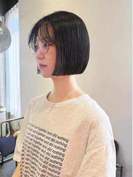 グリップ(GRIP) タイトに収まる顎ラインのボブ/hanami