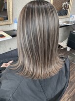 モルト 麻生(molt)&nbsp;バレイヤージュ　ボブ