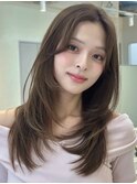 顔周りレイヤーカットくびれヘアミルクティーベージュカラー韓国