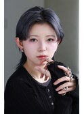 センターパートショートウルフ