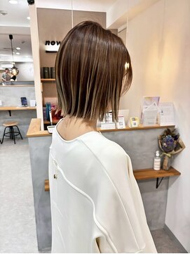 アト(Ato.) 表面にさりげなく入れたデザインブリーチbob◎