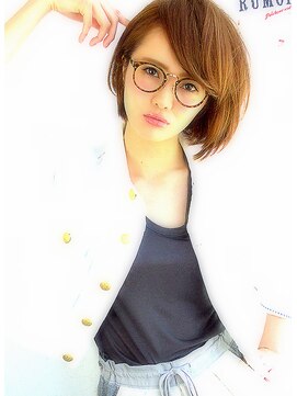 ルモア(RUMOR) Rumor×前下がりショートボブ「ヌーディベージュカラー」