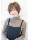 小顔斜めバング&厚めバングのマーメイドアッシュハニーヘア