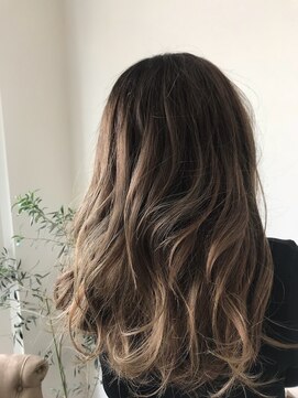 クルール バイ マーブル(COULEUR by Marble) 外国人風 フォギーベージュハイライト