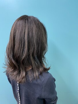 リーホリエ(Lee Horie) 【手島】カーキグレージュ×ハイライト