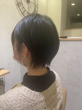 ベティバイシェーン(Betty by schon) ショートボブ/ショートカット