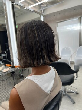 イキ 表参道(iki omotesando) モード/無造作ウェーブ/大人ガーリー[表参道駅]