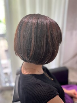 ツムグ 代官山店(TUMUGU) 30代40代50代×ブルーグレージュ白髪ぼかし×マチルダボブ代官山