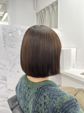 イレス 札幌駅南店(IRESU) 前髪カタログマチルダボブ 顔型別ヘアスタイル特集ウルフ