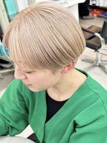 ヒビヲ(HIBIO)&nbsp;ミルクティーベージュブリーチカラーハイトーンカラー横浜西口