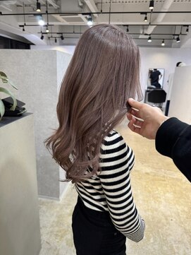 メリー オオサカ(Merly Osaka) ほんのりピンクのアッシュカラーが超かわいい!_smoky pink ash_