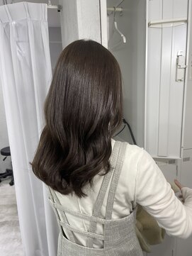 リュンヌ(Lune) ほんのりオリーブ×ベージュ