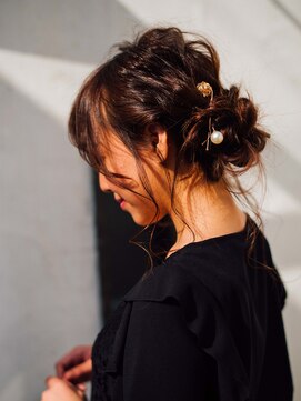 アラワラブルー(arrawarra blue) 上品お呼ばれスタイル/20代/30代/40代/50代/倉敷/白楽町