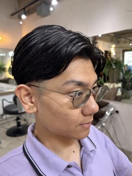 イコール(EquAll) 【手入れ楽ちんマッシュショート】