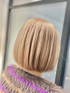 エイト 北千住店(EIGHT) ショートボブ×ミルクティーベージュ