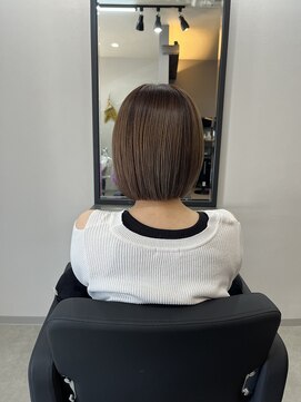 アルス(ALUZ) ベースを生かしたグラデーション