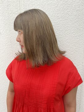 プライズ アイリス 池袋東口店(prize Iris) カーキグレージュ池袋韓国ヘアフェザーバングオルチャンワンホン