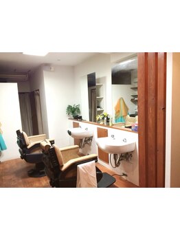 【JR鳳3分】忙しいビジネスマンにもおすすめ！22時まで営業しているので仕事帰りにも立ち寄れます！