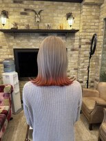 モナン 新宿(Monan)&nbsp;オレンジエンドで遊ぶミルクティーベージュカラー