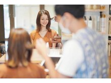 丁寧なカウンセリングで"似合う"を見つける