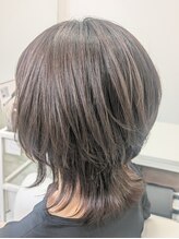 ミシカ(MITHICA)&nbsp;ショートウルフカット&バイオレット系メテオカラー