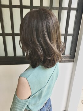 リノ 吉祥寺(Lino kichijoji) 厚めの毛先×レイヤーで動きのある韓国風ヘア