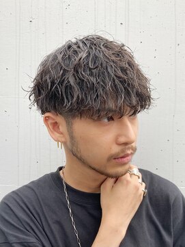 エリマ 調布(elima) ツイストスパイラルパーマツーブロックメンズマッシュメンズヘア