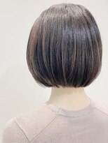 大人美人ボブ　ミニボブシルエット