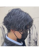 ウェーブ(WAVE)&nbsp;センターパート×波巻きパーマ/メンズパーマ/メンズカット
