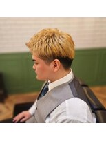 ワイズバーバー ギンザ  神田御茶ノ水店(Y's BarBer GINZA) シャンプー&ヘアセット<理容室>
