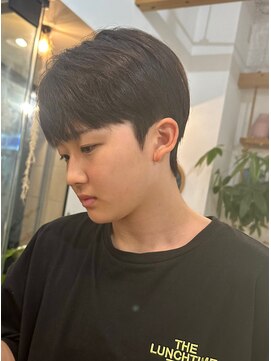 ミモザワークス(Mimosa Works) ニュアンス縮毛矯正、ダウンパーマでメンズヘア女子