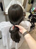 キイ ギンザ(k.e.y GINZA)&nbsp;オリーブグレージュ