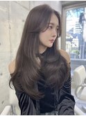 上品韓国ヘア/センターパートレイヤーロングアッシュグレージュ