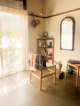 ナリテ.の写真/古道具に囲まれたどこか懐かしい、落ち着く店内