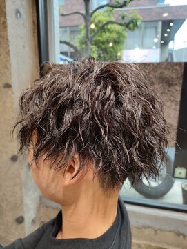 ライズ 綾瀬店(RISE) 大きめウェーブ感の刈り上げツイストスパイラルパーマ！！