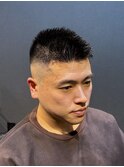 ビジネススキンフェードスタイル バズカット おしゃれボウズ