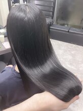 パサつき・うねり・広がりを抑える◎うるおい重視の髪質改善ケアでしっとりまとまり髪へ♪