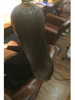 スローネ(THRONE)&nbsp;艶カラー／髪質改善／新宿／20代30代40代