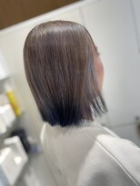 ポート 蕨(PORT)&nbsp;シルバーグレー×ダークネイビーのアンブレラカラー【千田理紗】