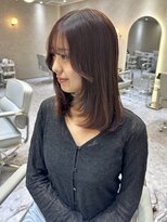ジーナ 天神(Zina)&nbsp;レイヤーカット/顔周りカット/ザクザクレイヤー/ボルドーカラー