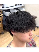 ヘアアンドフェイス ルースト(hair&face ROOST)&nbsp;刈り上げセンターパート/波巻きツイストスパイラル/円町