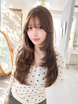ロマーリ 倉敷(LOMARLIE) 倉敷レイヤーカット20代30代オリーブベージュカラー顔周りカット